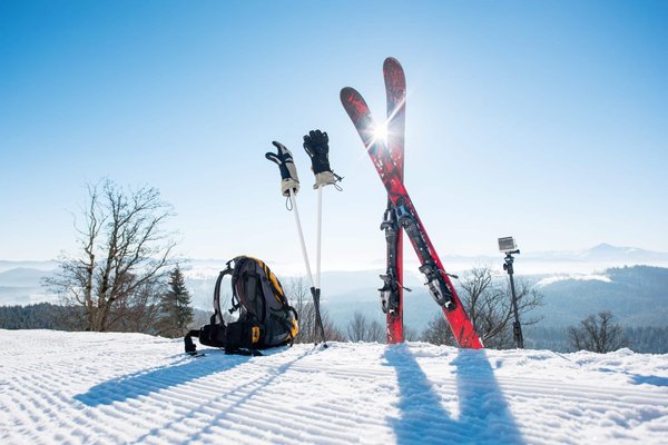 Ski en montagne : 7 règles à respecter pour skier en toute sécurité